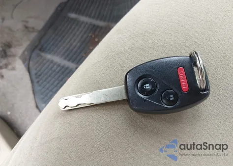 2006 Honda Civic Lx from USA, damaged, VIN 1HGFA16526L048091